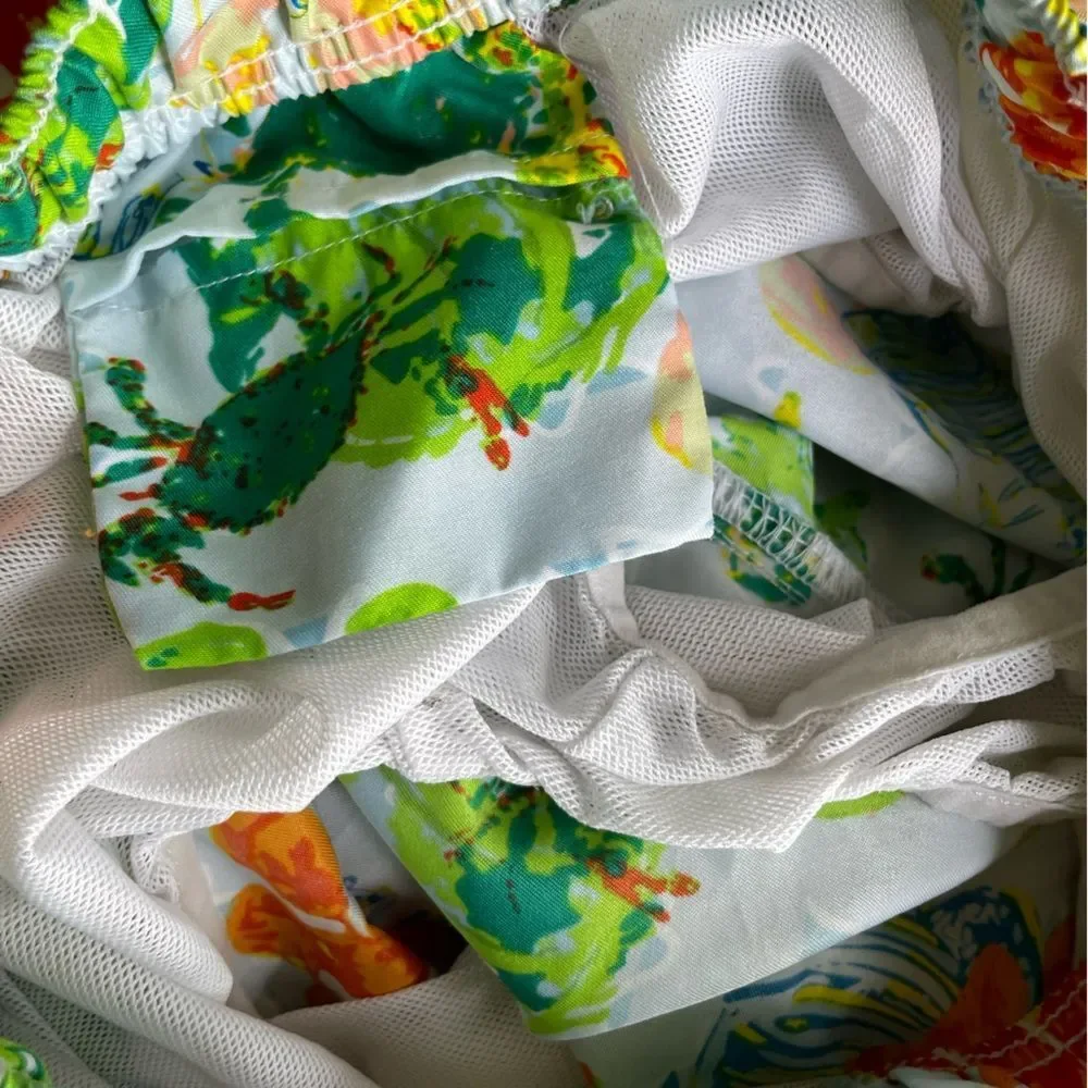 Peter Millar Tropical Fish Men’s Swim Trunks Size Small
